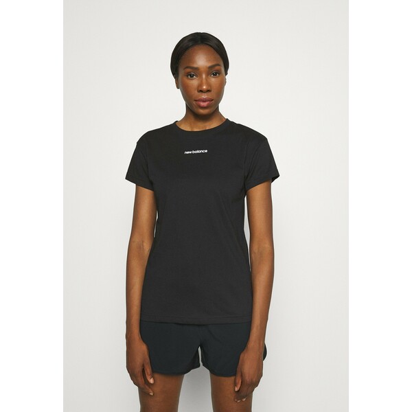 New Balance RELENTLESS CREW T-shirt z nadrukiem black NE241D05S