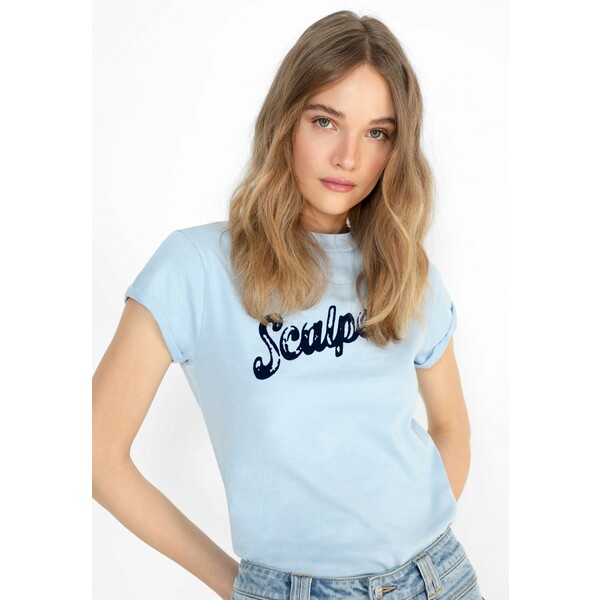 Scalpers NAME FLOCK T-shirt z nadrukiem light blue SCF21D01F
