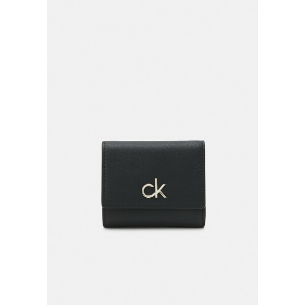 Calvin Klein LOCK TRIFOLD Portfel black 6CA51F09U
