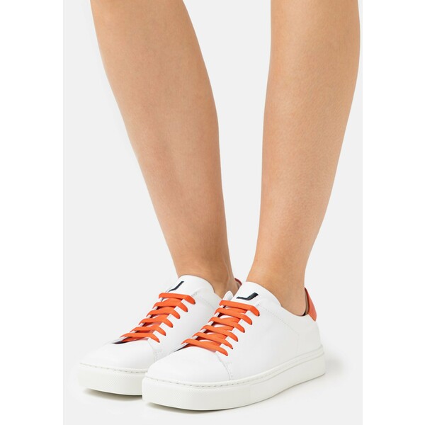 Joshua Sanders EXCLUSIVE SQUARED SHOES Sneakersy niskie white/orange JOF11A036