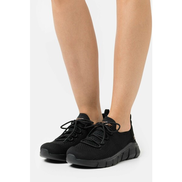 Skechers Wide Fit BOBS B FLEX Sneakersy niskie black SKD11A011