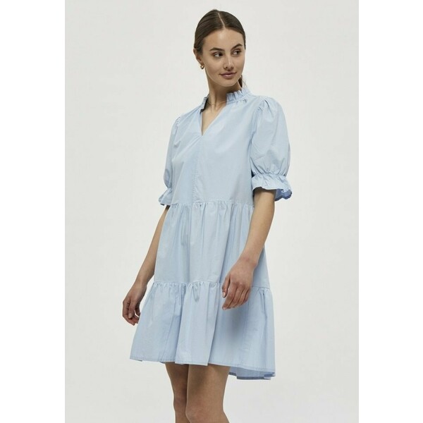 PEPPERCORN BENIA DRESS Sukienka letnia cashmere blue PEV21C011