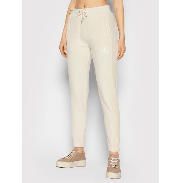 Calvin Klein Jeans Spodnie dresowe J20J216583 Beżowy Regular Fit