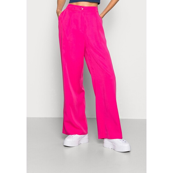 Monki Spodnie materiałowe pink MOQ21A05V-J11