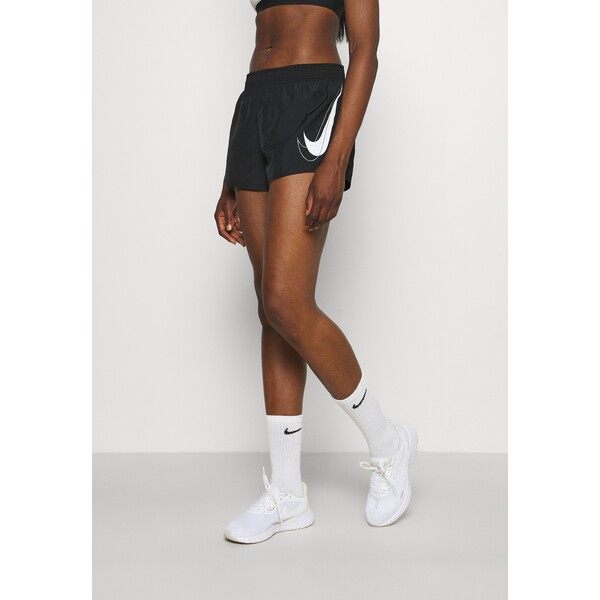 Nike Performance RUN SHORT Krótkie spodenki sportowe black/silver N1241E1D5-Q11