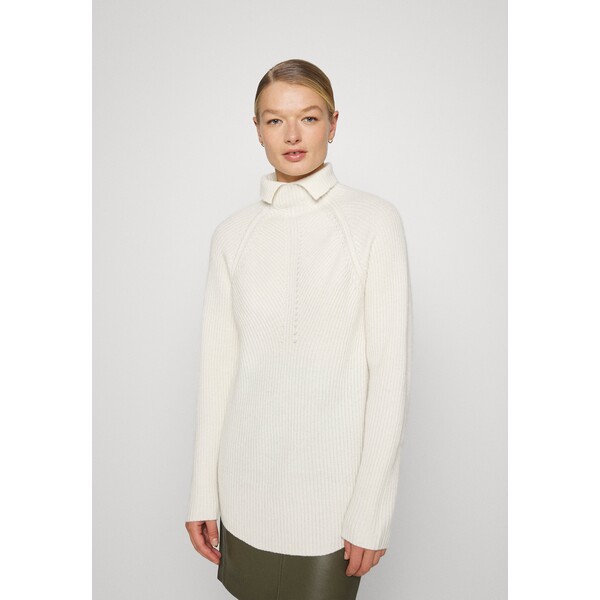 Theory MOVING T NECK Sweter ivory T4021I00Q-A11