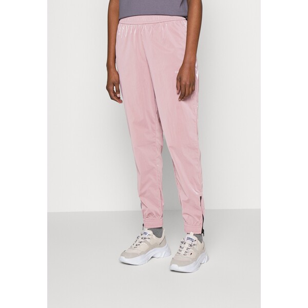 Calvin Klein Jeans PANT Spodnie treningowe pearlized pink C1821A04N-J11