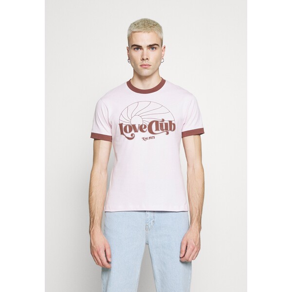 Jaded London CURLYFRYSFEED LOVE CLUB RINGER T-shirt z nadrukiem pink JL022O02U-J11