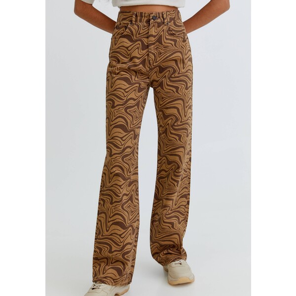 PULL&BEAR MIT WELLENPRINT Spodnie materiałowe brown PUC21A0MQ-O11
