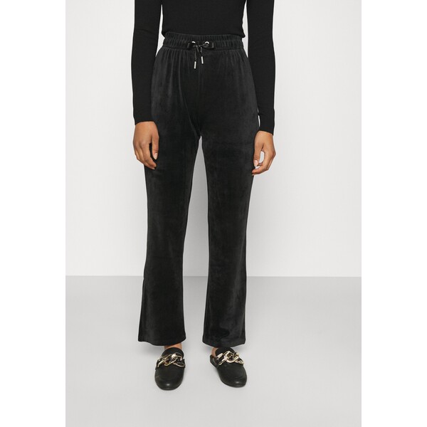 ONLY Tall ONLLAYA SWEET FLARED PANT Spodnie materiałowe black OND21A05O-Q11