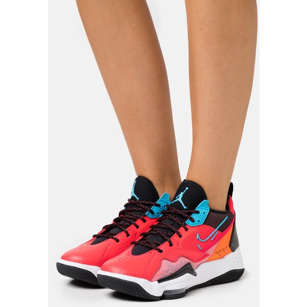 Jordan ZOOM '92 Sneakersy wysokie siren red/blue fury/black/total orange JOC11A01P-G12