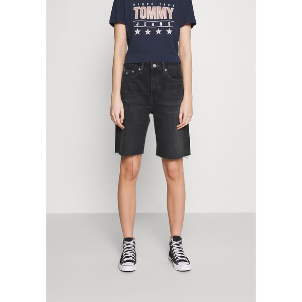 Tommy Jeans HARPER BERMUDA Szorty jeansowe black denim TOB21S01C-Q11