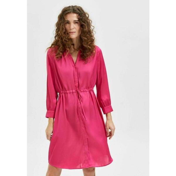 Selected Femme Sukienka letnia pink yarrow SE521C15I-J11
