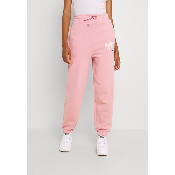 Tommy Jeans COLLEGIATE PANT Spodnie treningowe pink TOB21A024-J11