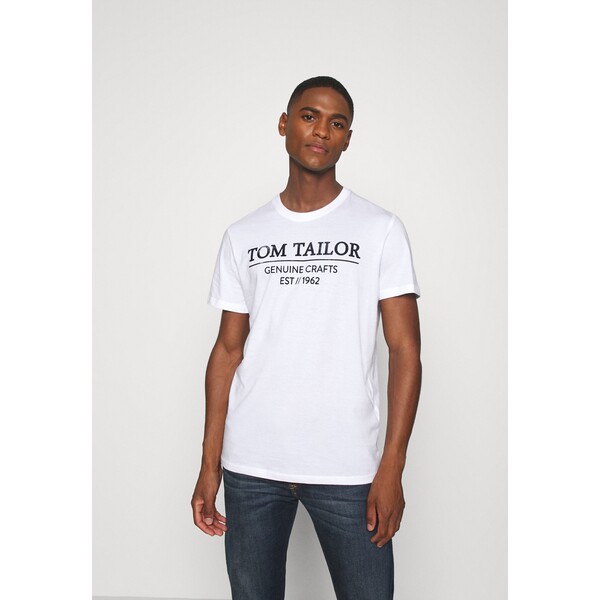TOM TAILOR T-shirt z nadrukiem white TO222O0VL-A11
