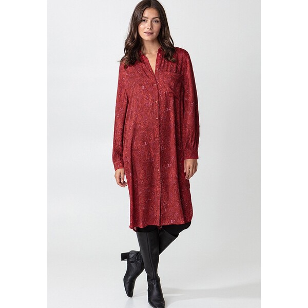 Indiska Sukienka koszulowa red INO21C08P-G11