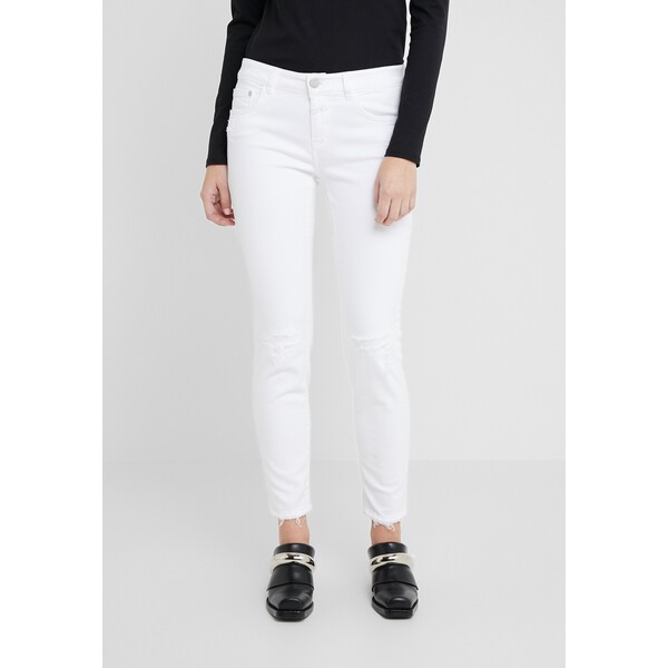 CLOSED BAKER MID WAIST CROPPED LENGTH Jeansy Slim Fit white CL321N079-K11