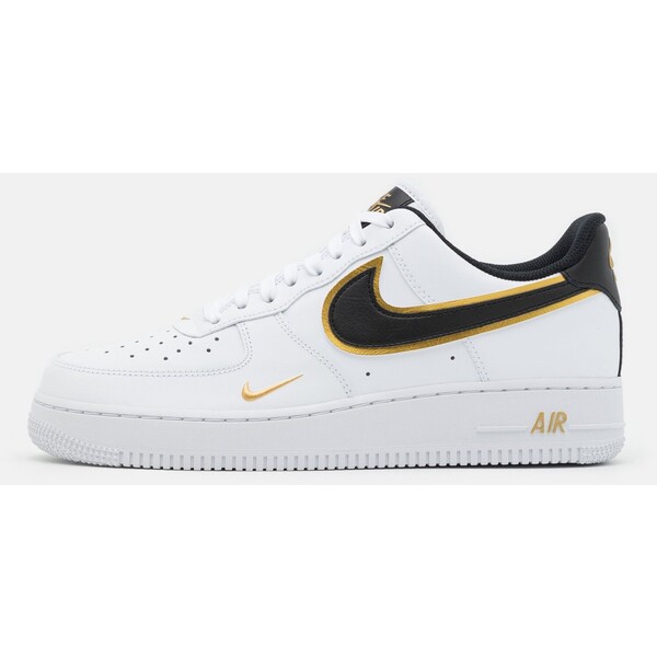 Nike Sportswear AIR FORCE 1 '07 LV8 Sneakersy niskie white/black/metallic gold NI112O0KO-A11
