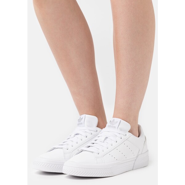 adidas Originals COURT TOURINO Sneakersy niskie footwear white/silver metallic AD111A1LF-A12
