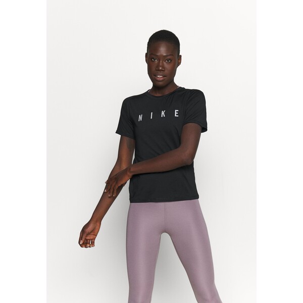 Nike Performance MILER T-shirt z nadrukiem black/reflective silver N1241D1DF-Q11