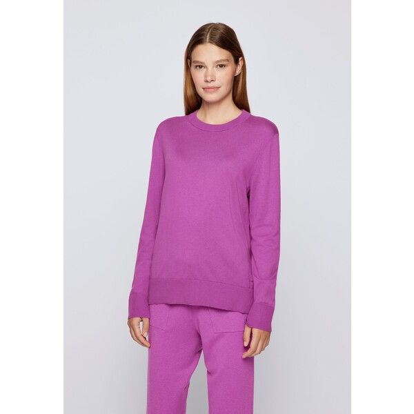 BOSS FIBINNA Sweter bright purple BB121I06R-I11