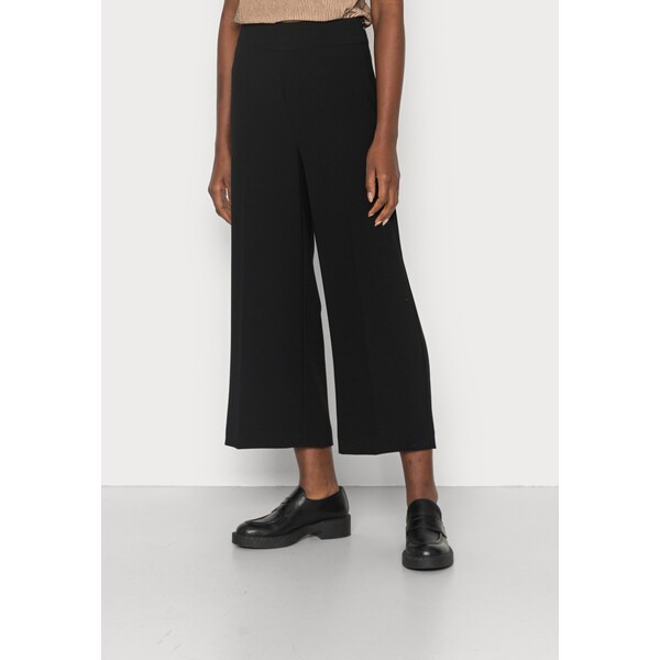 LASCANA BLACK BEAUTY Spodnie materiałowe schwarz L8321A029-Q11