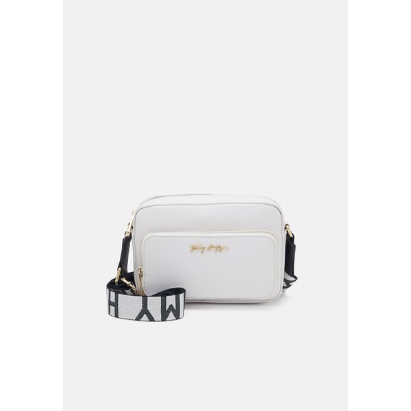 Tommy Hilfiger ICONIC TOMMY CAMERA BAG Torba na ramię bright white TO151H17G-A11