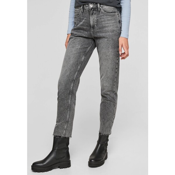 QS by s.Oliver RELAXED: TAPERED Jeansy Slim Fit grey QS121N0G1-K11