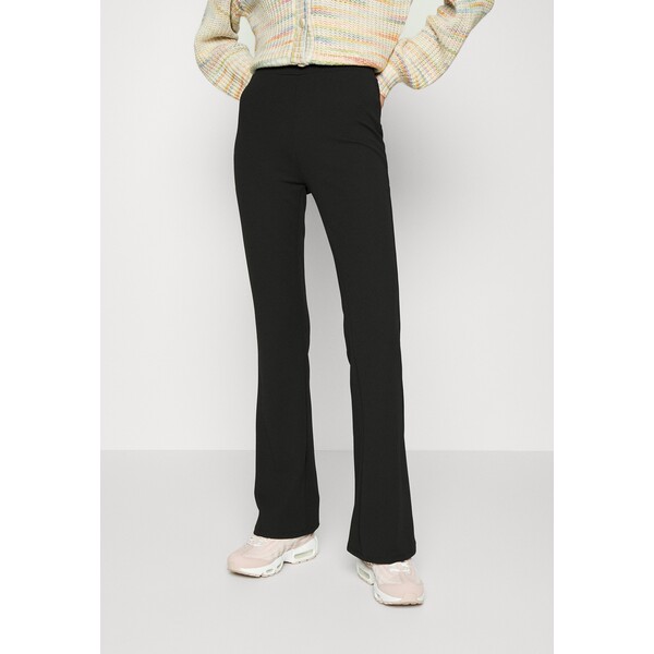 Cotton On PULL ON FLARE PANT Spodnie treningowe black C1Q21A014-Q11
