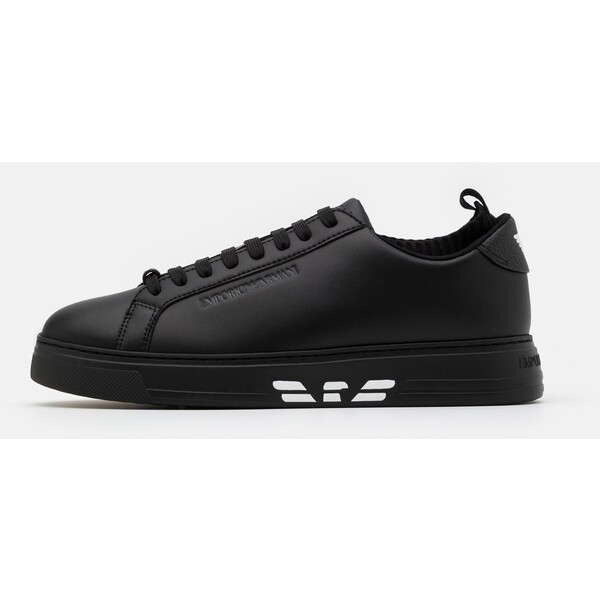 Emporio Armani Sneakersy niskie black EA812O01I-Q12