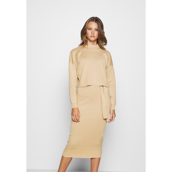 Missguided FUNNEL NECK CROPPED JUMPER AND TIE WAIST MIDI SKIRT SET Sweter camel M0Q21I06J-B11