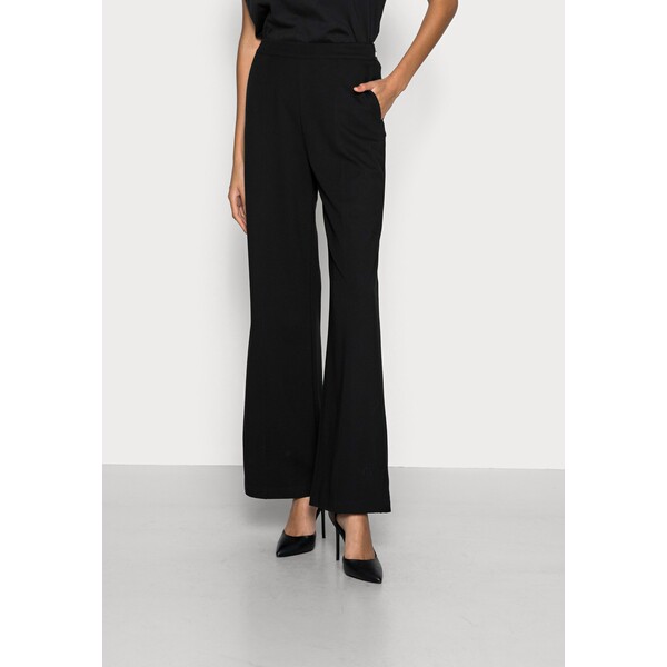 Calvin Klein MILANO WIDE LEG PANT Spodnie materiałowe black 6CA21A01Y-Q11