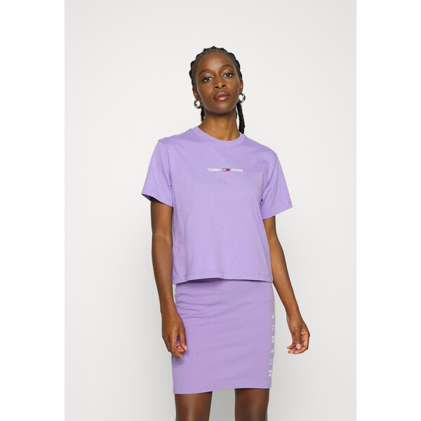 Tommy Jeans LINEAR T-shirt z nadrukiem violet viola TOB21D0B0-I11