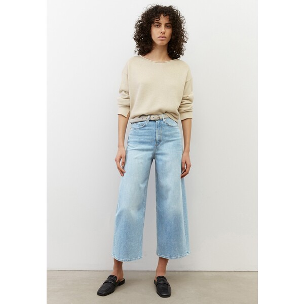 Marc O'Polo CULOTTE MIT CASHMERE TOUCH Jeansy Dzwony cashmere light blue wash MA321N0BY-K11