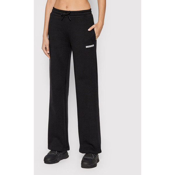 Calvin Klein Jeans Spodnie dresowe J20J217293 Czarny Loose Fit