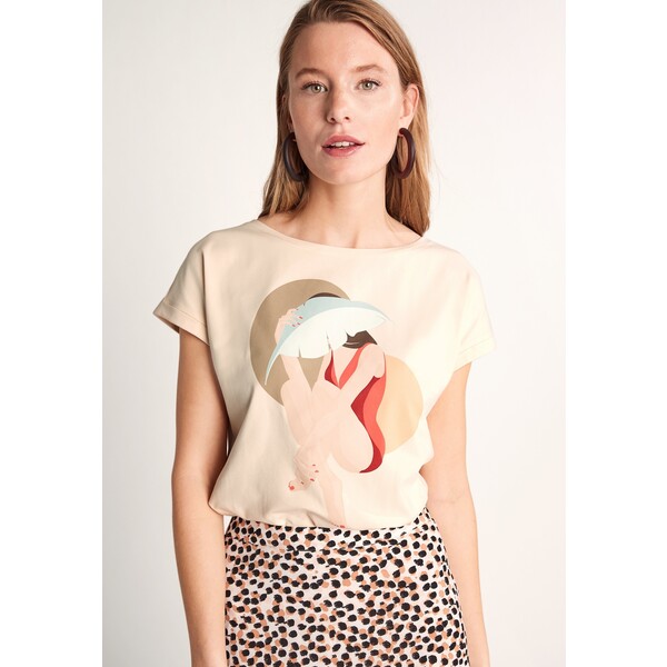 comma T-shirt z nadrukiem shell placed print woman CO121D0LL-A12