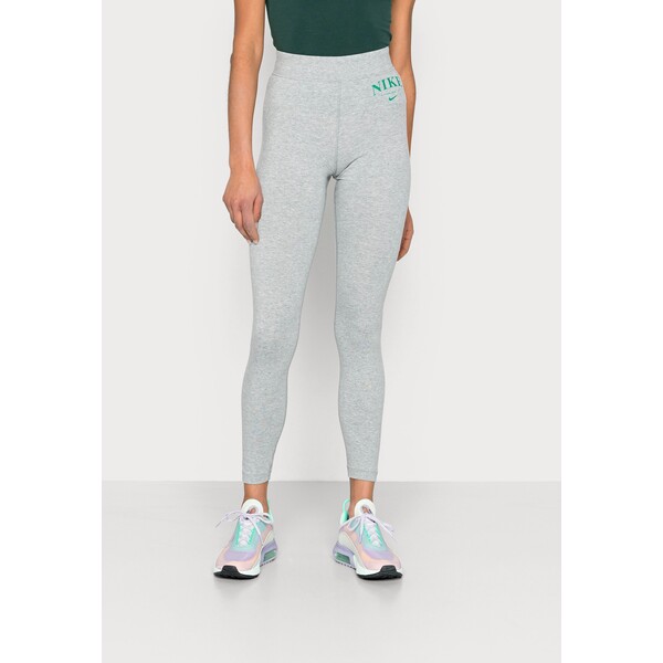 Nike Sportswear Legginsy grey/malachite NI121A0IM-C11