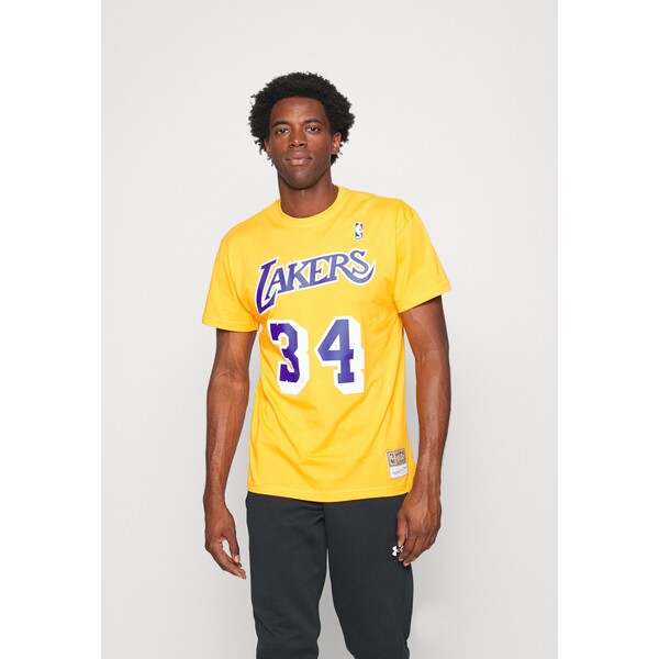 Mitchell & Ness NBA LOS ANGELES LAKERS SHAQUILLE O'NEAL NAME AND NUMBER TEE Artykuły klubowe gold MN842D0JN-E11