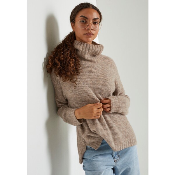 My Essential Wardrobe Sweter dune melange MYR21I002-B11