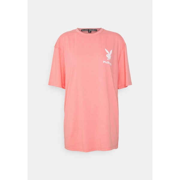 Missguided Petite PLAYBOY LOGO TEE T-shirt z nadrukiem pink M0V21D07X-J11