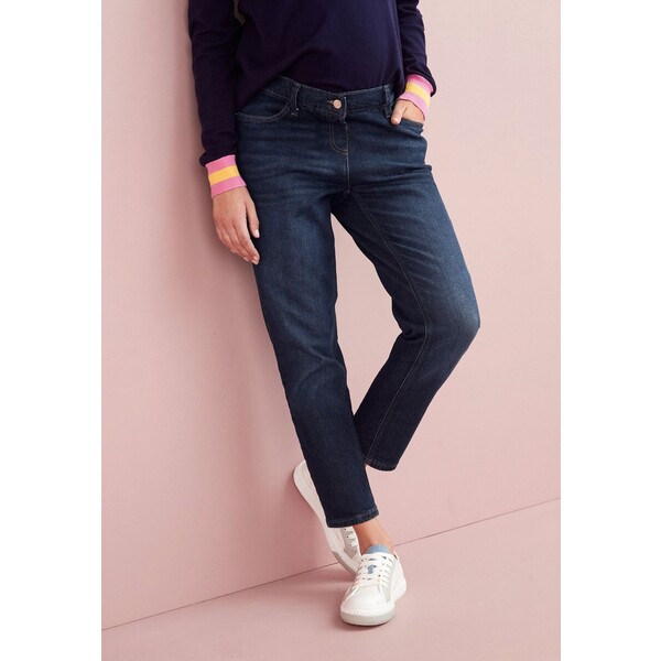 Next Jeansy Relaxed Fit rinsed denim NX321N09G-K11