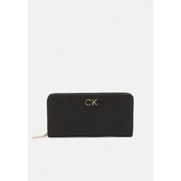 Calvin Klein RELOCK SLIM WALLET Portfel black 6CA51F0AH-Q11