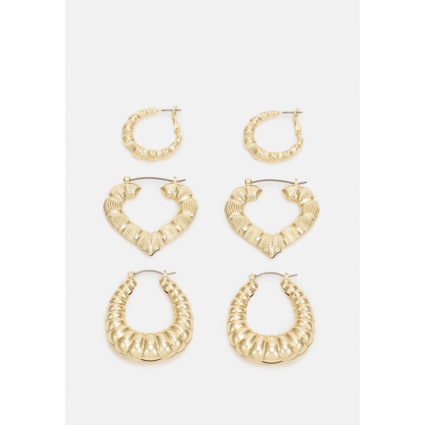 Pieces PCCHUINA EARRINGS 3 PACK Kolczyki gold-coloured PE351L1J7-F11