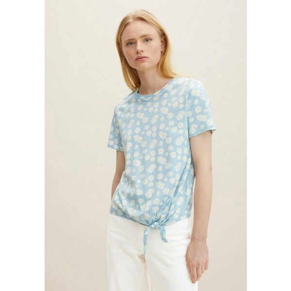 TOM TAILOR DENIM T-shirt z nadrukiem light blue daisy print TO721D10F-K11