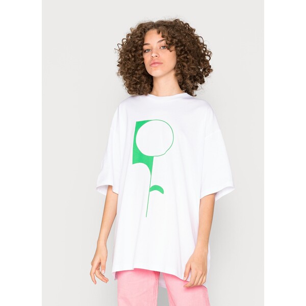 Monki T-shirt z nadrukiem white/green MOQ21D03C-A26