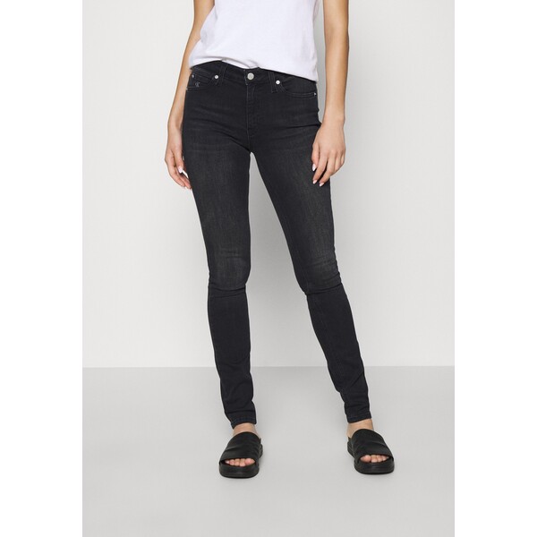 Calvin Klein Jeans Jeansy Skinny Fit C1821N072-Q11