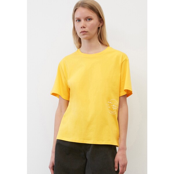 Marc O'Polo DENIM T-shirt z nadrukiem cream gold OP521D0CS-E11