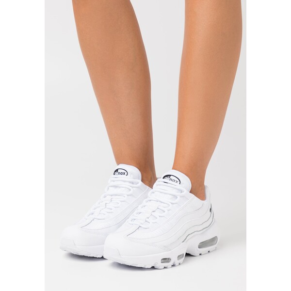 Nike Sportswear AIR MAX 95 Sneakersy niskie white/black NI111A0TS-A11