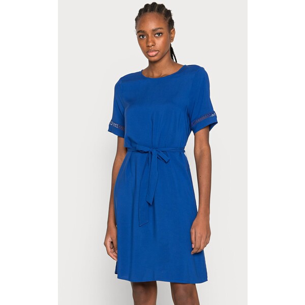 Vila VIAYA TIE BELT SHORT DRESS Sukienka letnia mazarine blue V1021C2WO-Q11