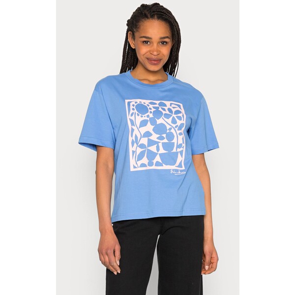 Monki T-shirt z nadrukiem blue medium MOQ21D01A-K11